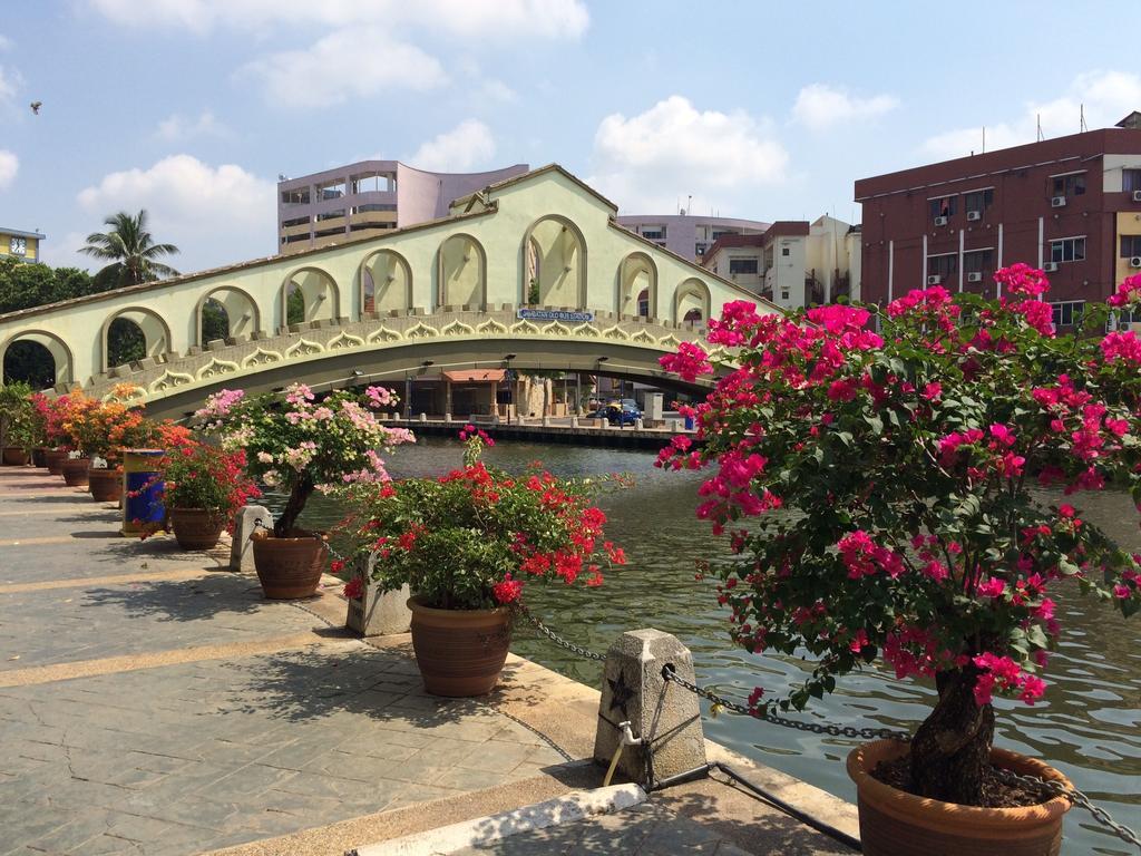Olive Flashpackers, Melaka エクステリア 写真